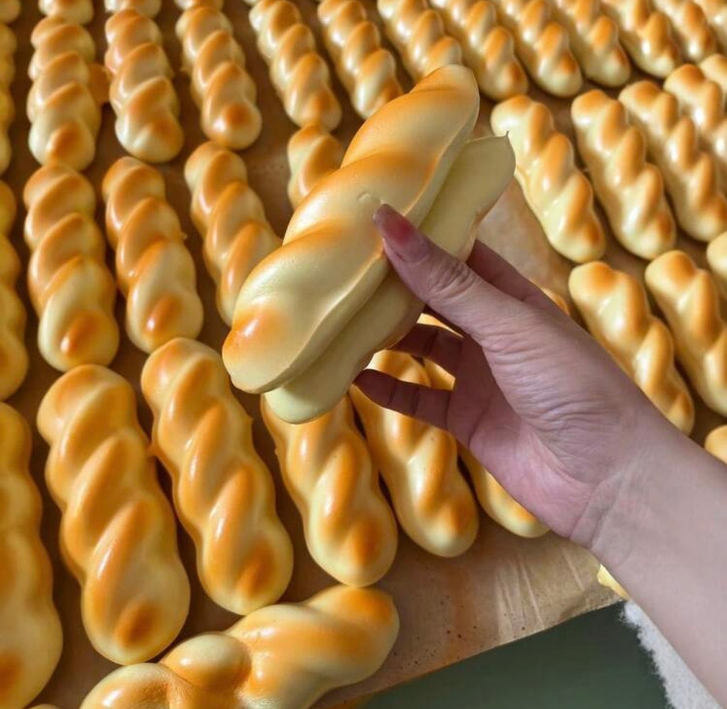 Breadstick Slow Rising Squishy